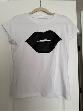 White Short Sleeve Tee with Black Lip Graphic - Women